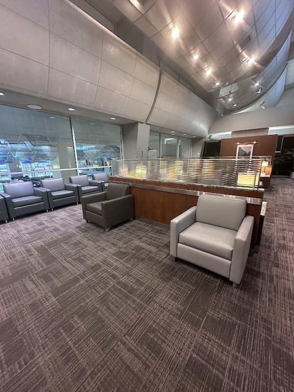 American Airlines Admirals Club PHL (Terminal F)
