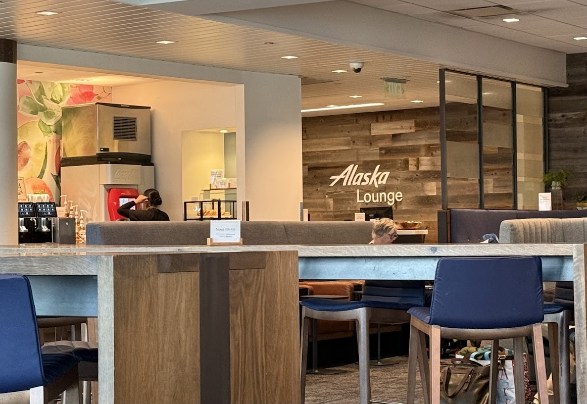 Alaska Lounge Fairbanks