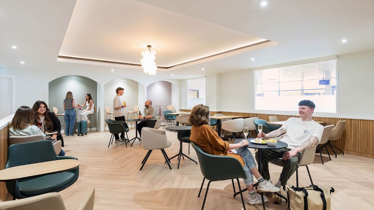 Aspire Lounge East Midlands