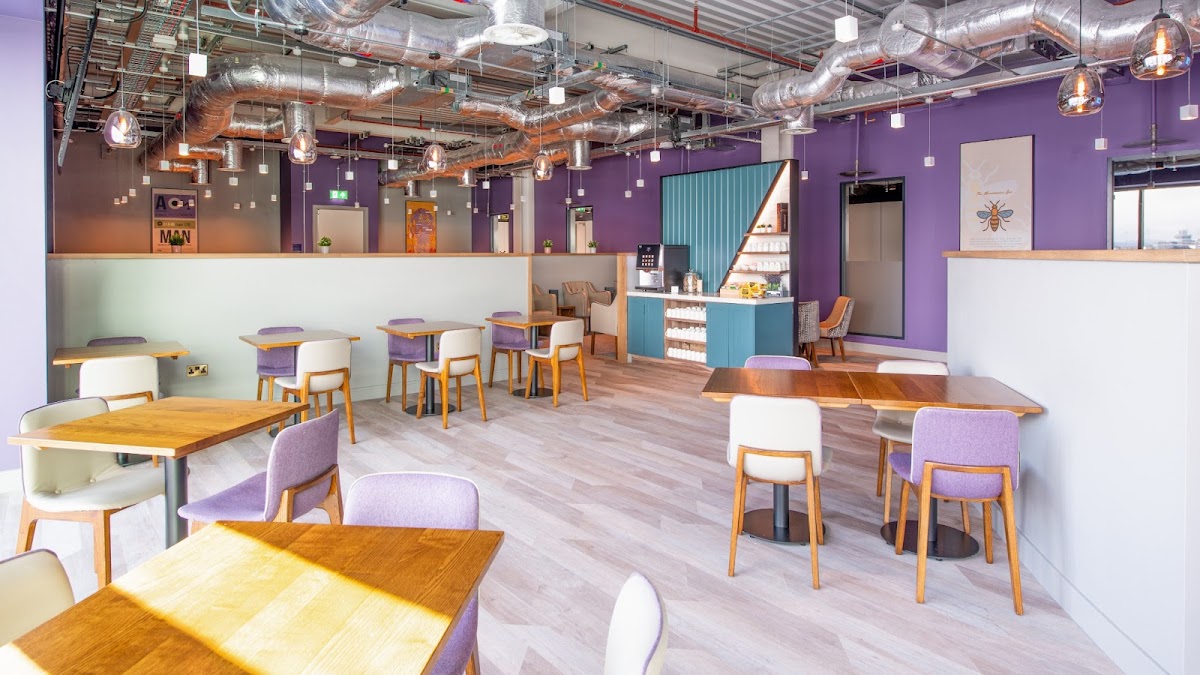 Aspire Lounge Manchester T2