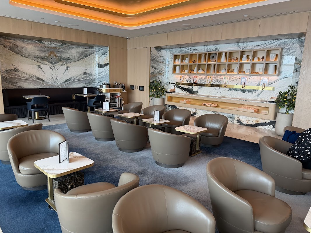 Delta One Lounge