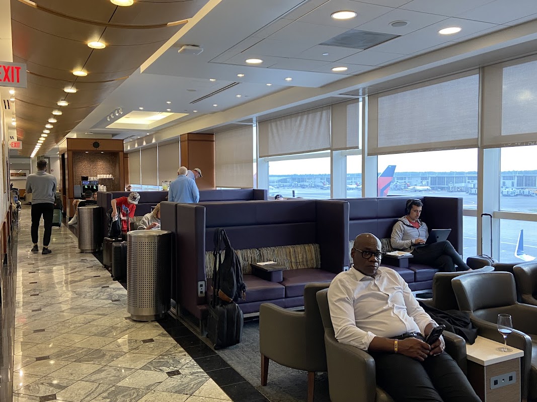 Delta Sky Club DTW (Gate A68)