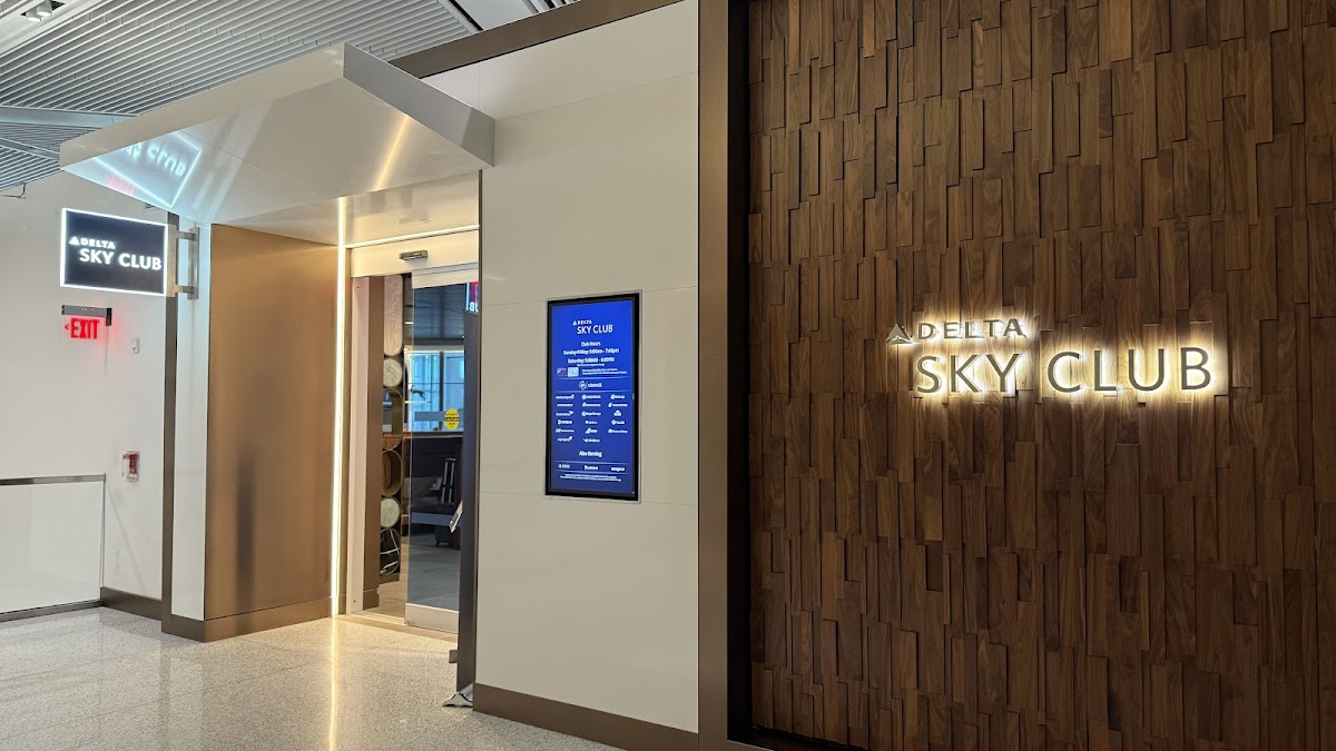 Delta Sky Club Newark