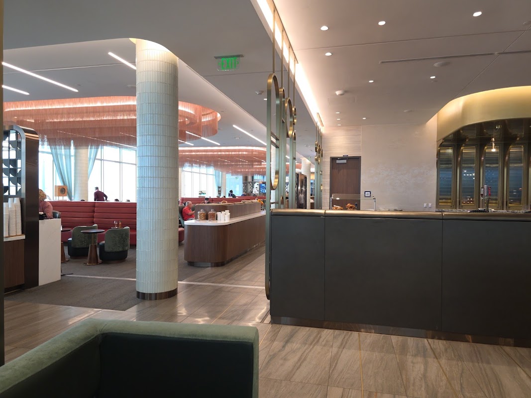 Delta Sky Club MSP (Concourse G)
