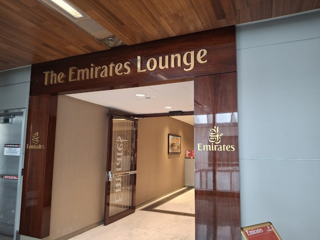 Emirates Lounge