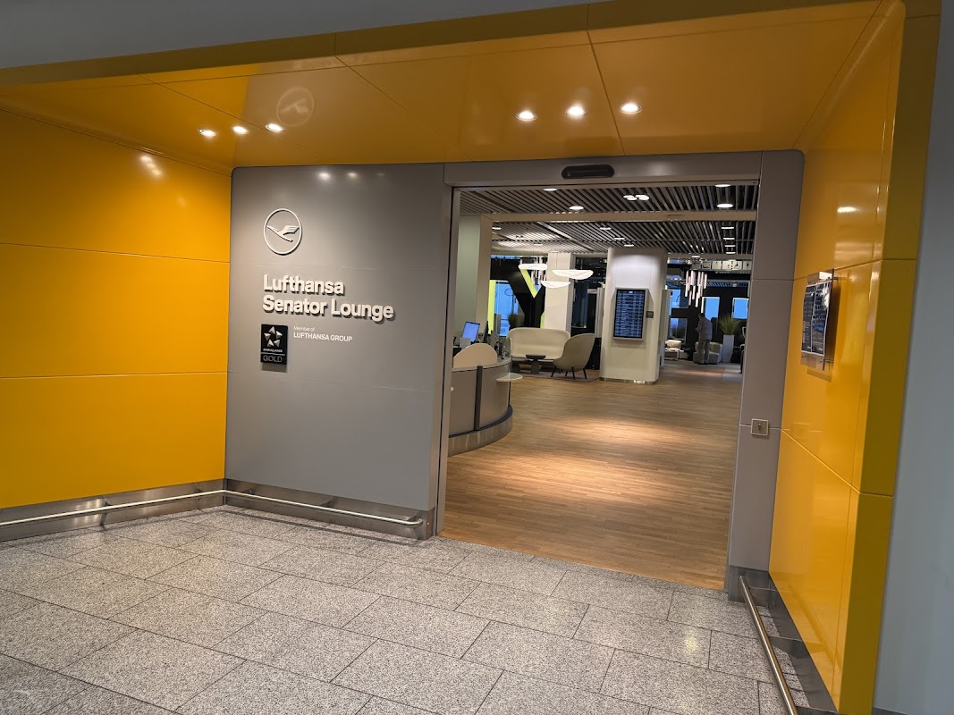 Lufthansa Senator Lounge Frankfurt B