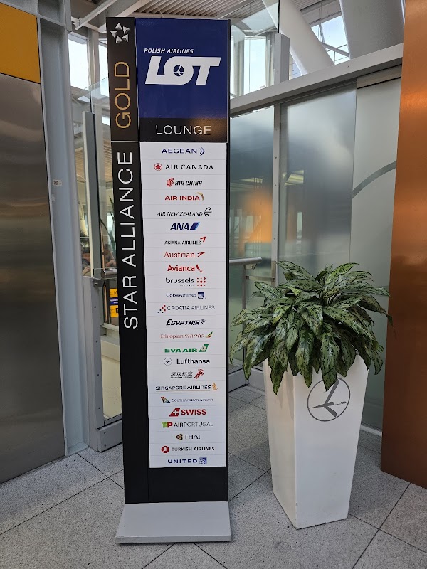 LOT Polonez Business Lounge WAW