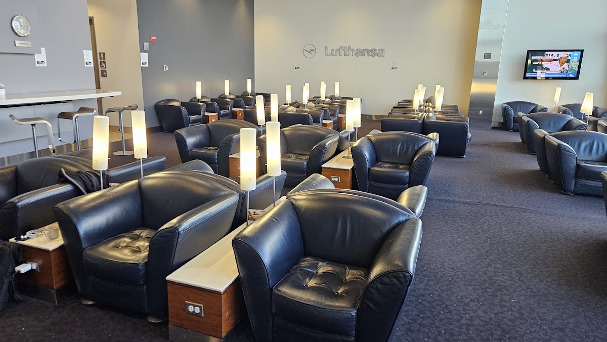 Lufthansa Business Lounge Washington Dulles