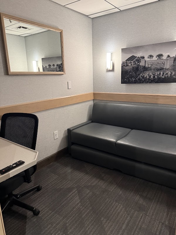 Minute Suites ATL (Concourse E)