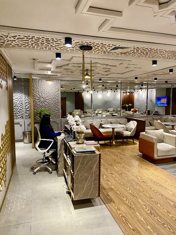PIA Business Lounge LHE