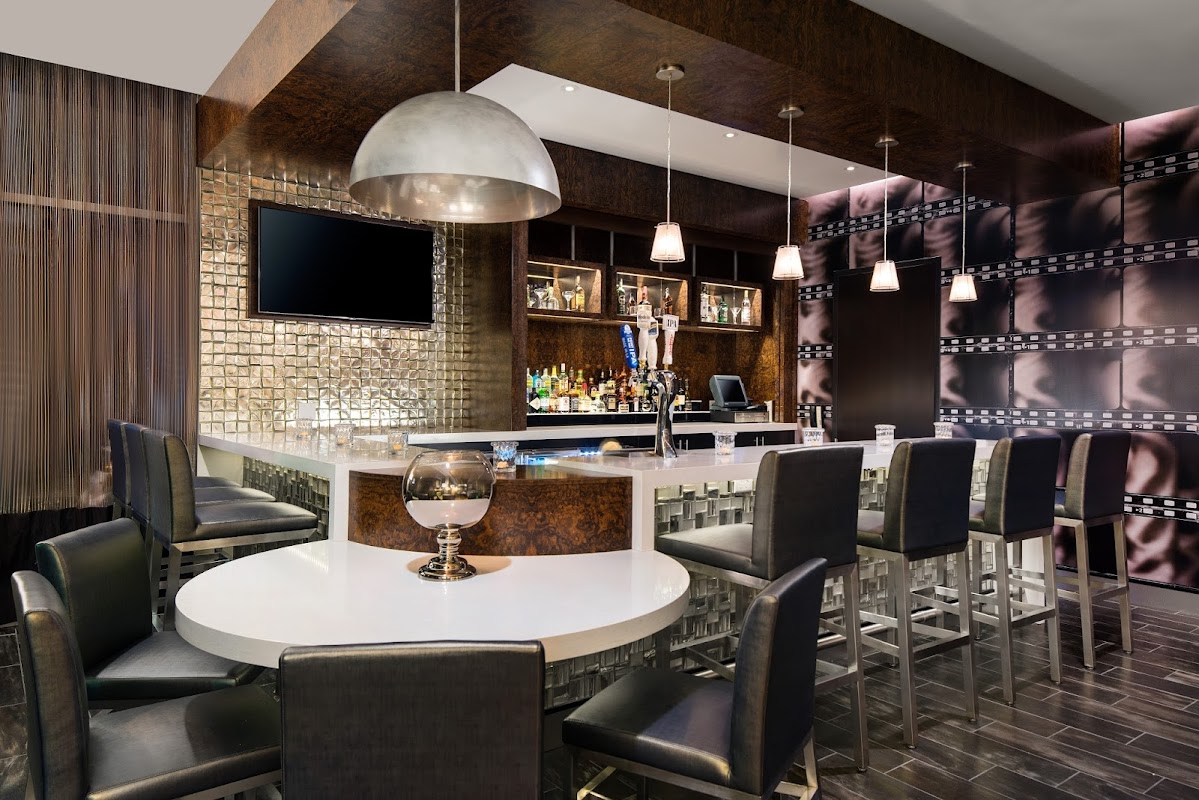 The Club at BUR