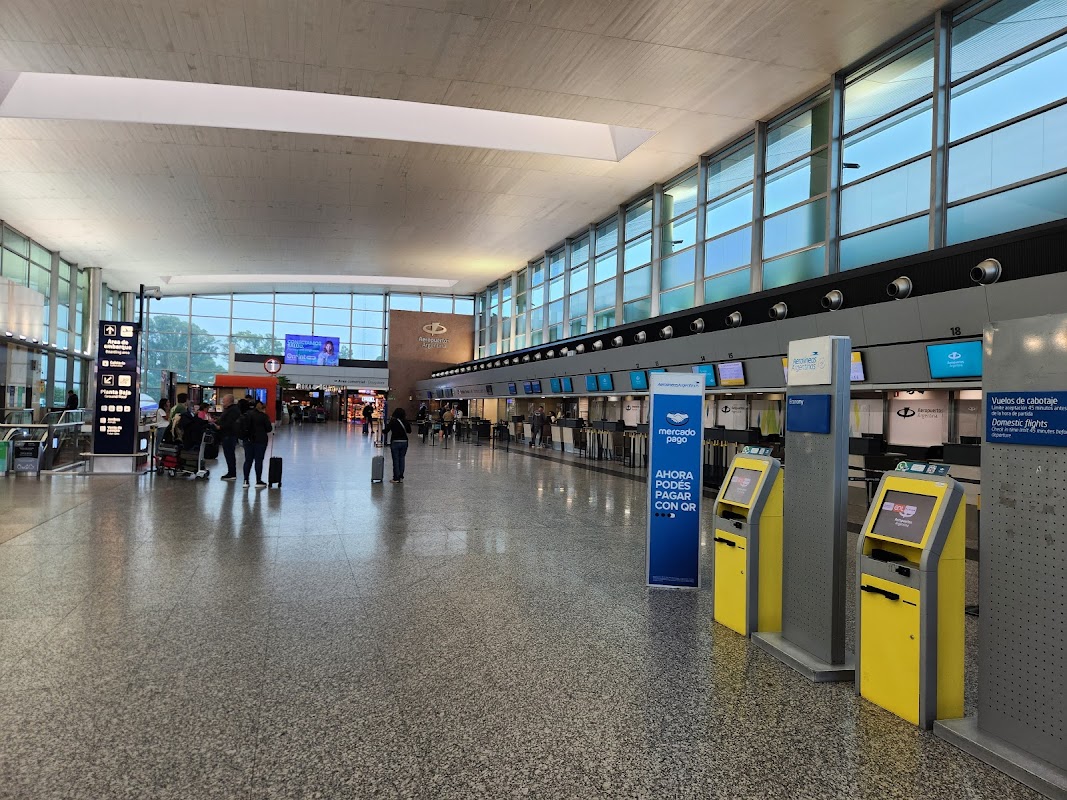 Cordoba Ingeniero Aeronautico Ambrosio Taravella Airport Lounge