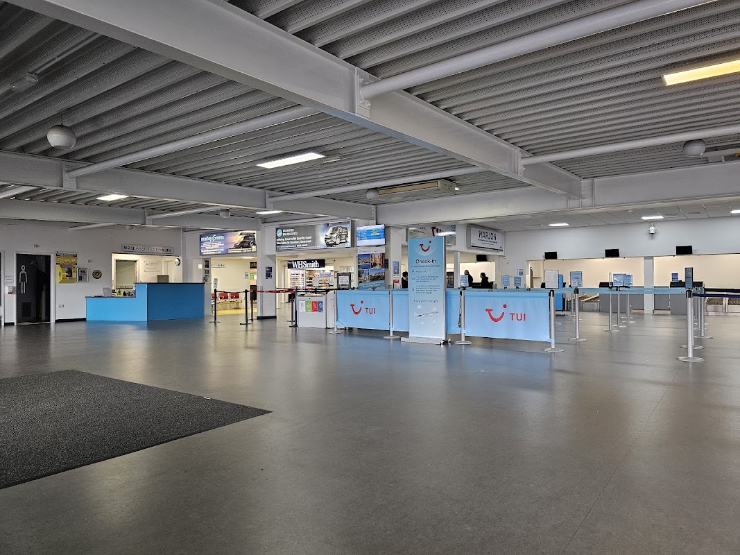 Aspire Lounge EXT