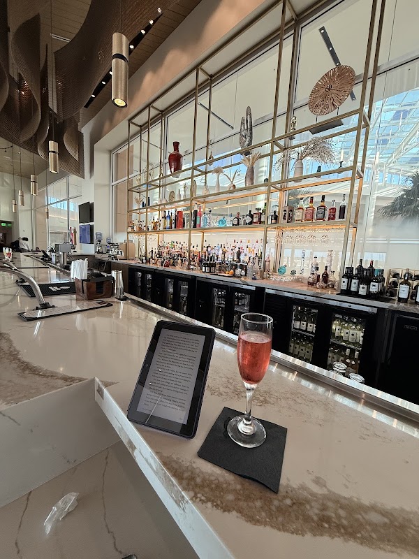 Plaza Premium Lounge GGT