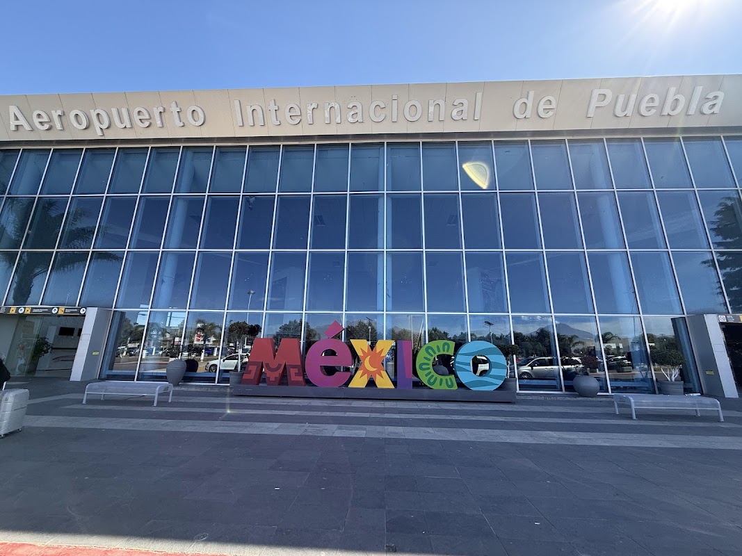 Puebla Hermanos Serdan Airport Lounge