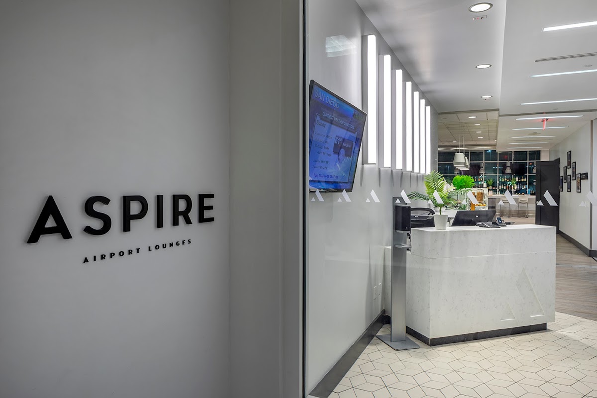 Aspire Lounge SAN