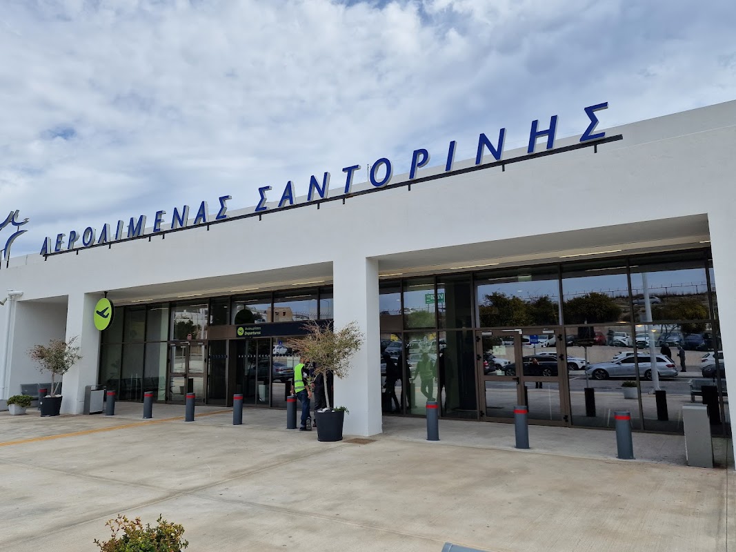 Santorini Thira Airport Lounge
