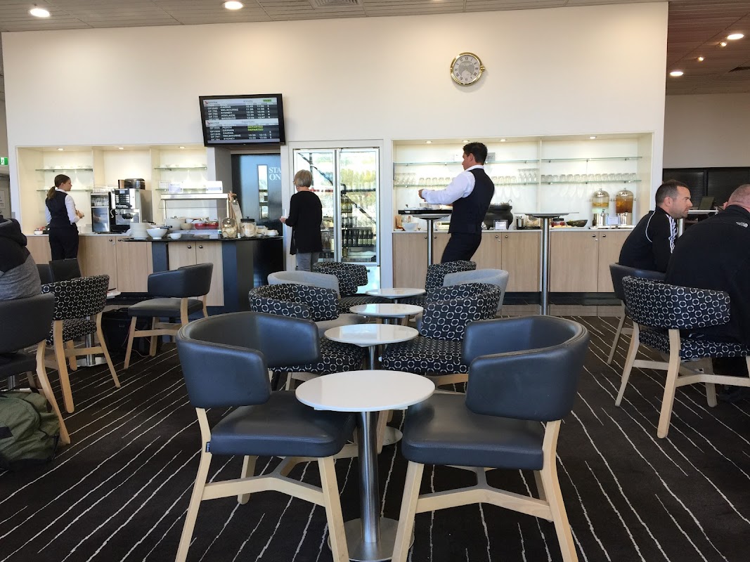 Qantas Club