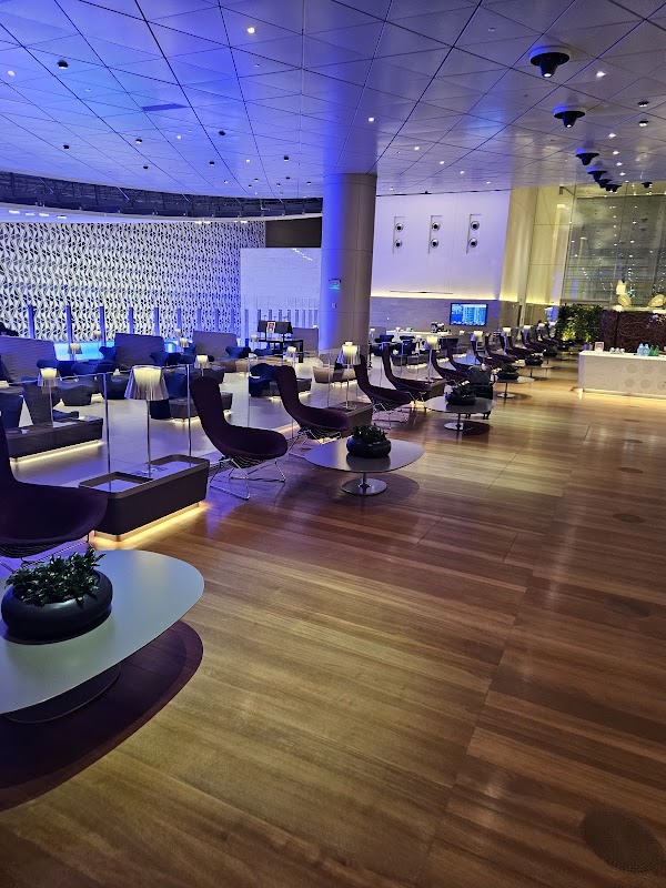 Qatar Airways Al Mourjan Arrival Lounge DOH
