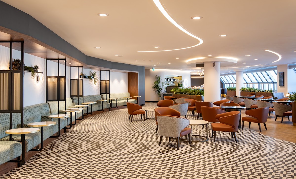 Saudia Lounge