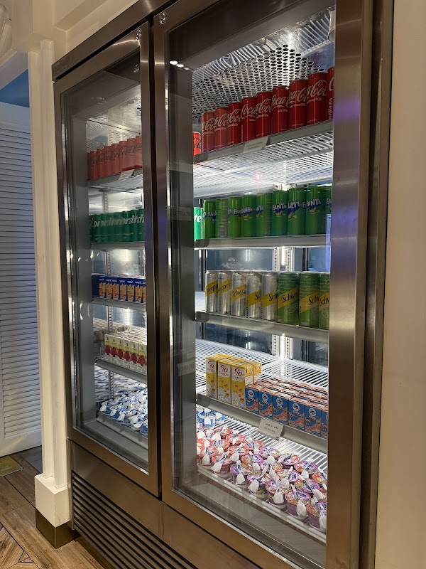 Thai Airways Royal Silk Lounge