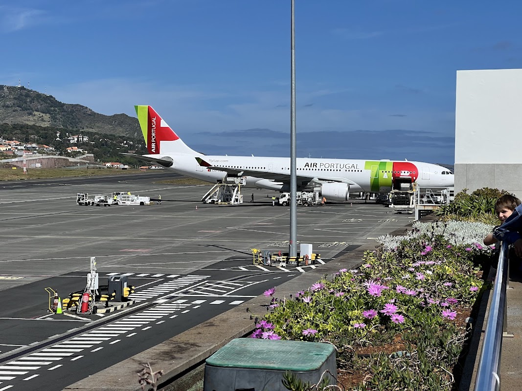 TAP Air Portugal Lounge FNC